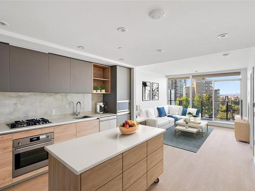 1007-369 Tyee Rd, Victoria, BC - Indoor Photo Showing Kitchen