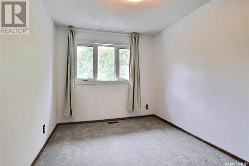 2604 Kliman Crescent, Regina, SK - Indoor Photo Showing Other Room