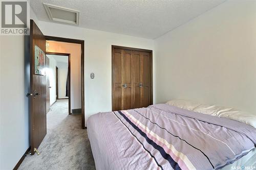 2604 Kliman Crescent, Regina, SK - Indoor Photo Showing Bedroom