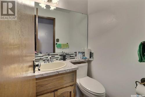 2604 Kliman Crescent, Regina, SK - Indoor Photo Showing Bathroom