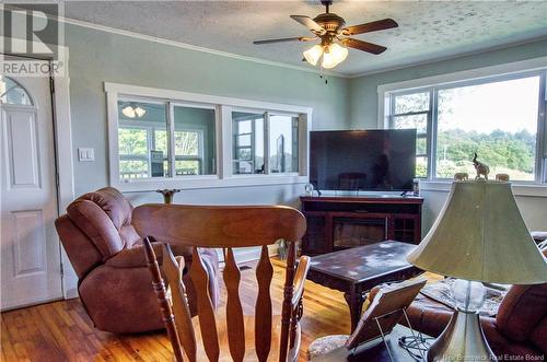 470 Sandy Point Road, Saint John, NB - Indoor Photo Showing Dining Room