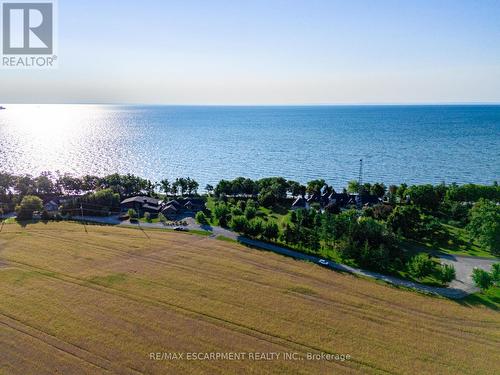 4 Weatherburn Line, Haldimand, ON 