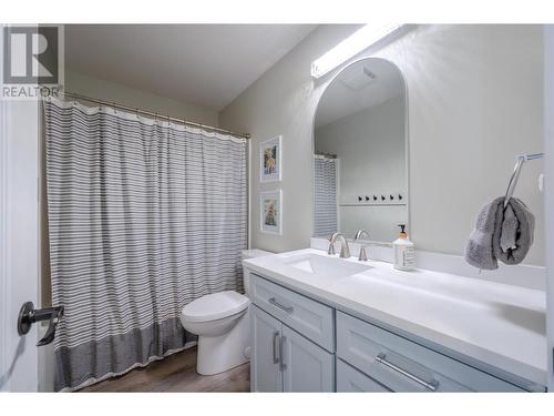 2011 Sandpiper Lane, Penticton, BC - Indoor Photo Showing Bathroom