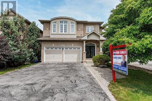 2369 Grand Oak Trail, Oakville, ON - Outdoor With Facade