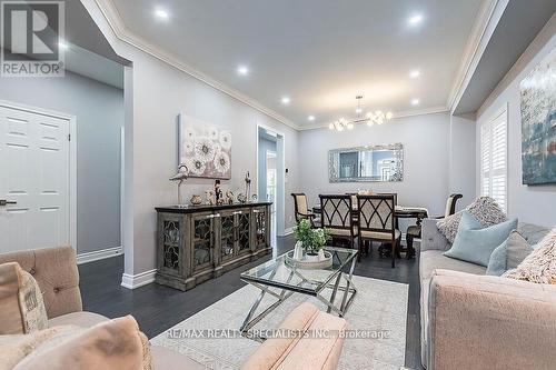 2369 Grand Oak Trail, Oakville, ON - Indoor Photo Showing Living Room