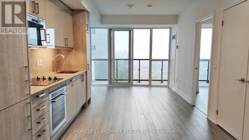 1903 - 77 Mutual Street, Toronto, ON - Indoor Photo Showing Kitchen