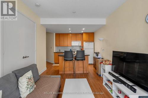 1209 - 85 Bloor Street E, Toronto, ON - Indoor