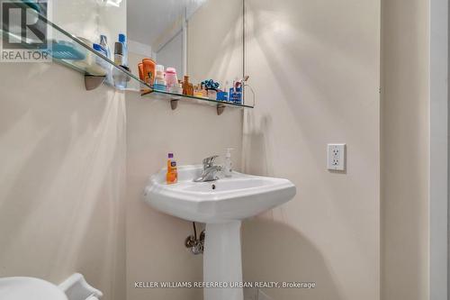 1209 - 85 Bloor Street E, Toronto (Church-Yonge Corridor), ON - Indoor Photo Showing Bathroom