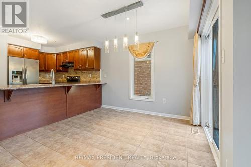 142 Emick Drive, Hamilton (Meadowlands), ON - Indoor Photo Showing Kitchen