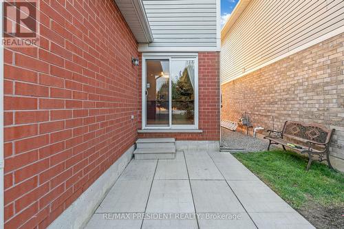 142 Emick Drive, Hamilton (Meadowlands), ON - Outdoor With Exterior