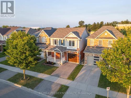 142 Emick Drive, Hamilton (Meadowlands), ON - Outdoor With Facade