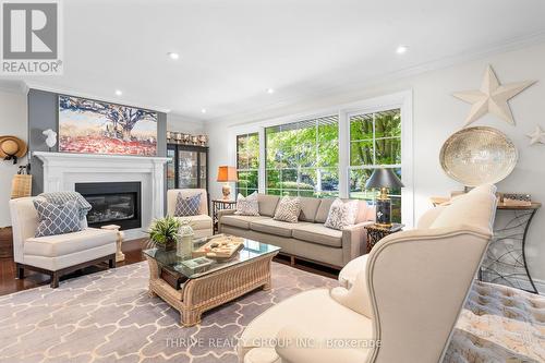 25 Rollingwood Circle, London, ON - Indoor Photo Showing Living Room With Fireplace