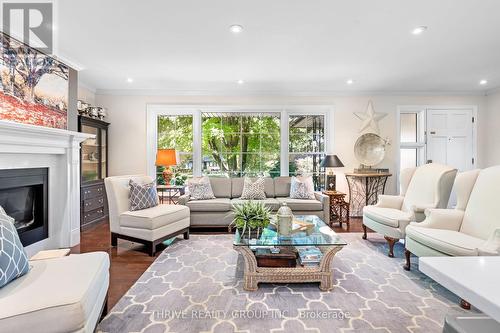 25 Rollingwood Circle, London, ON - Indoor Photo Showing Living Room With Fireplace