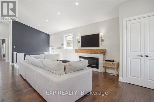 715 Drury Lane, Burlington (Brant), ON - Indoor Photo Showing Living Room With Fireplace