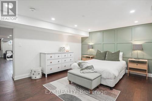 715 Drury Lane, Burlington, ON - Indoor Photo Showing Bedroom