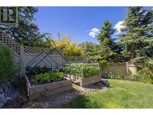 310 Woodcrest Court, Kelowna, BC - Outdoor