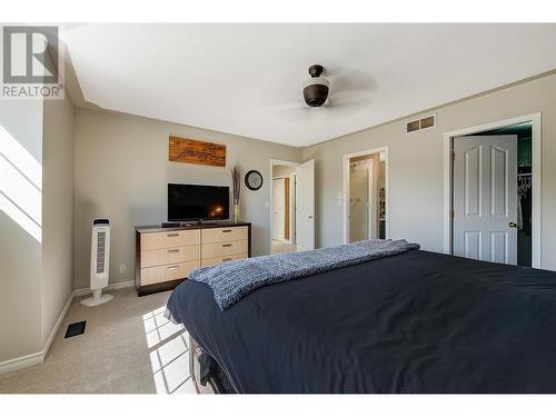 1862 Aitkins Court, Kelowna, BC - Indoor Photo Showing Bedroom