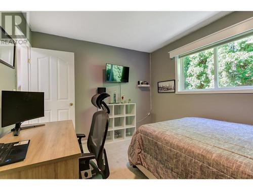 1862 Aitkins Court, Kelowna, BC - Indoor Photo Showing Bedroom