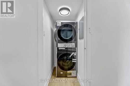 410 - 1131 Steeles Avenue W, Toronto (Westminster-Branson), ON - Indoor Photo Showing Laundry Room