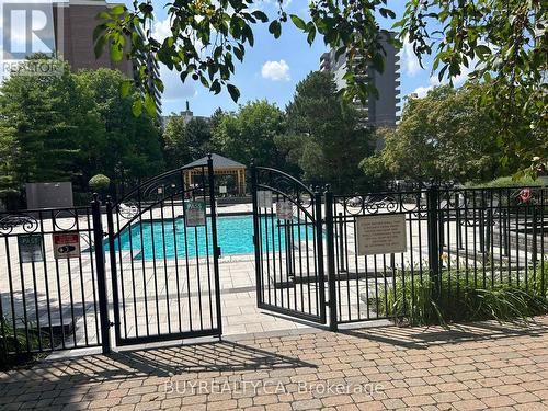 410 - 1131 Steeles Avenue W, Toronto (Westminster-Branson), ON - Outdoor With In Ground Pool