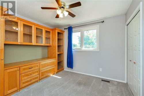 198 Twin Lakes Drive, Sarnia, ON - Indoor Photo Showing Other Room