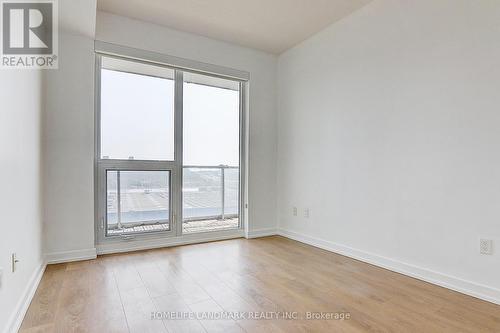 301 - 117 Mcmahon Drive, Toronto (Bayview Village), ON - Indoor Photo Showing Other Room