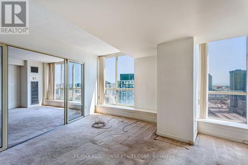 #3216 - 25 The Esplanade, Toronto (Waterfront Communities), ON - Indoor