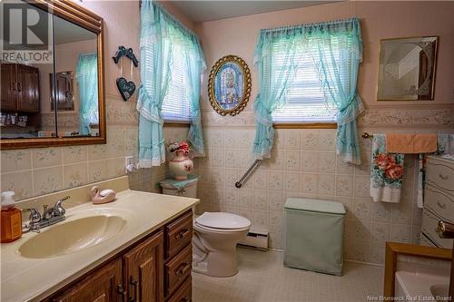 26 Tracy Street, Mcadam, NB - Indoor Photo Showing Bathroom