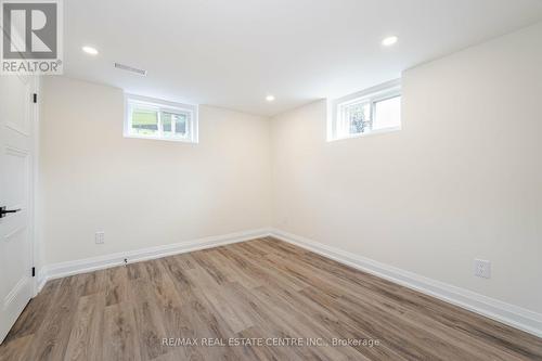 27 Garthwood Drive, Toronto (Kennedy Park), ON - Indoor