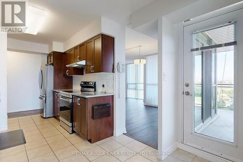 608 - 88 Grangeway Avenue, Toronto (Woburn), ON - Indoor Photo Showing Kitchen