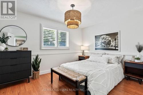 35 Daniel Court, Markham (Markham Village), ON - Indoor Photo Showing Bedroom