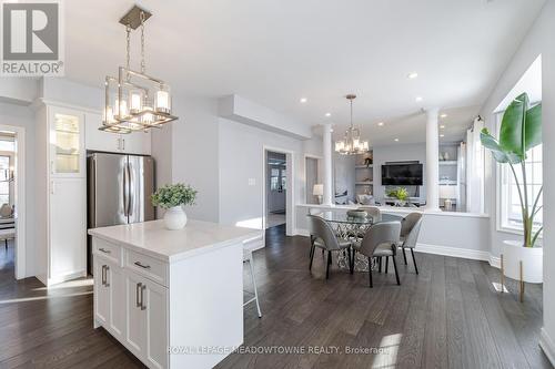 7129 Gillespie Lane, Mississauga, ON - Indoor Photo Showing Dining Room