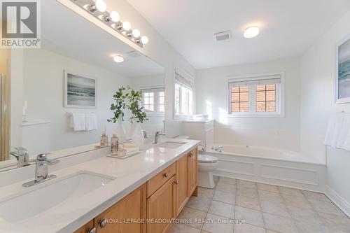 7129 Gillespie Lane, Mississauga, ON - Indoor Photo Showing Bathroom