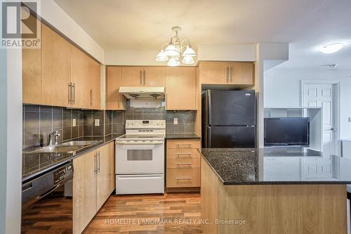 3101 - 310 Burnhamthorpe Road, Mississauga (City Centre), ON - Indoor Photo Showing Kitchen With Double Sink