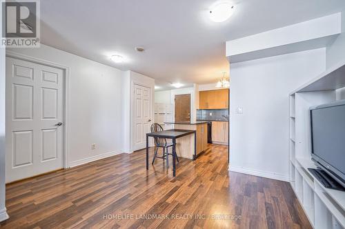 3101 - 310 Burnhamthorpe Road, Mississauga (City Centre), ON - Indoor Photo Showing Kitchen