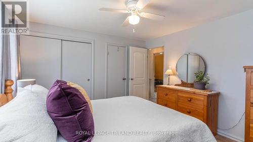 81 Queen Street, Thames Centre (Dorchester), ON - Indoor Photo Showing Bedroom