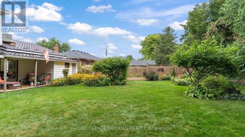 81 Queen Street, Thames Centre (Dorchester), ON - Outdoor With Deck Patio Veranda