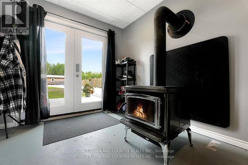 212 Mcguire Beach Road, Kawartha Lakes (Kirkfield), ON - Indoor With Fireplace