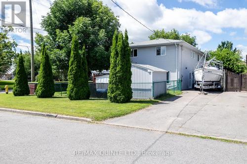 54 North Murray Street, Quinte West, ON - Outdoor