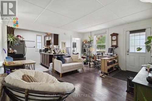 64 Duchess Avenue, London, ON - Indoor Photo Showing Living Room