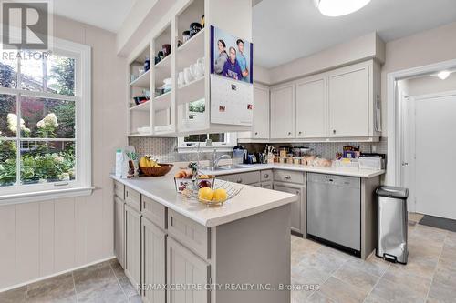 403 Lawson Road, London, ON - Indoor Photo Showing Kitchen With Double Sink