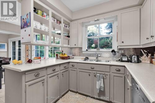 403 Lawson Road, London, ON - Indoor Photo Showing Kitchen With Double Sink