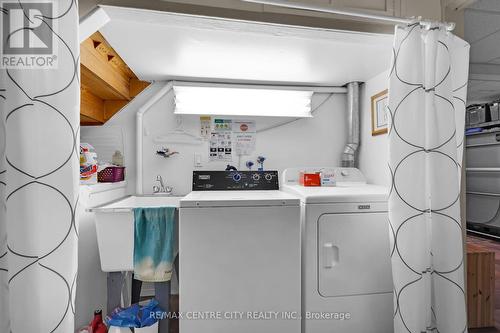 403 Lawson Road, London, ON - Indoor Photo Showing Laundry Room