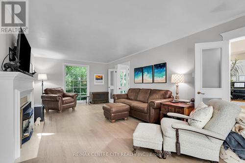 403 Lawson Road, London, ON - Indoor Photo Showing Living Room With Fireplace