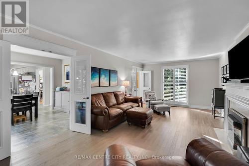 403 Lawson Road, London, ON - Indoor Photo Showing Living Room With Fireplace