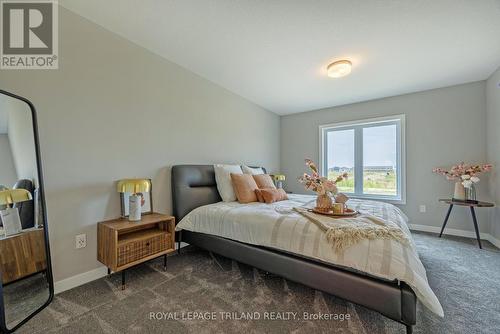 56 Silverleaf Path, St. Thomas, ON - Indoor Photo Showing Bedroom