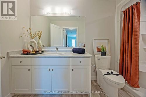 56 Silverleaf Path, St. Thomas, ON - Indoor Photo Showing Bathroom