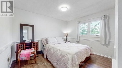 8 Lady Sarah Crescent, Toronto (Agincourt North), ON - Indoor Photo Showing Bedroom