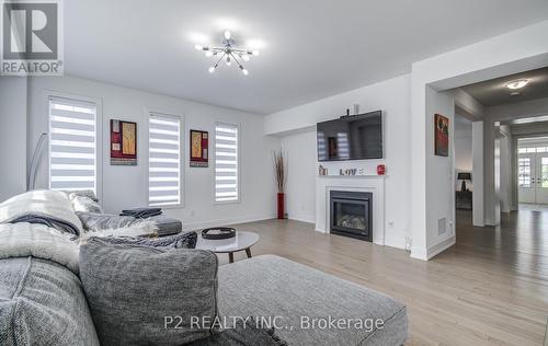 55 Marlene Johnston Drive, East Gwillimbury, ON - Indoor Photo Showing Living Room With Fireplace