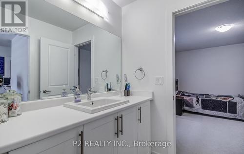 55 Marlene Johnston Drive, East Gwillimbury, ON - Indoor Photo Showing Bathroom